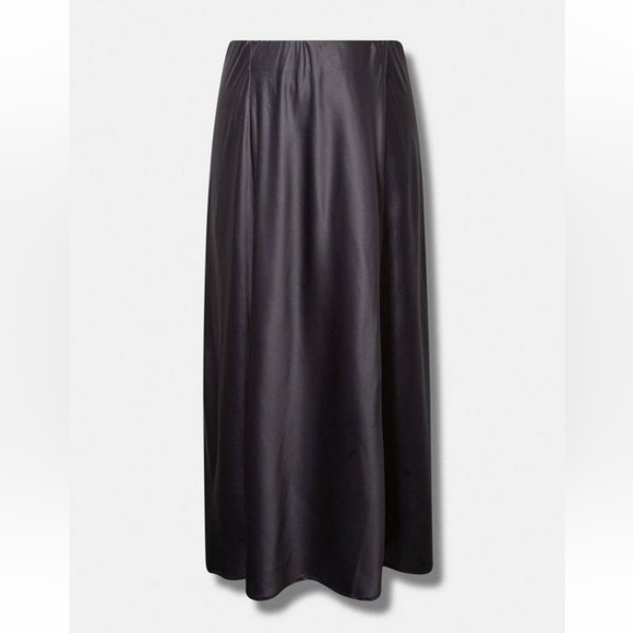 🅽🅴🆆 𝖳𝗈𝗋𝗋𝗂𝖽 𝖬𝖺𝗑𝗂 𝖫𝗈𝗇𝗀 𝖲𝗄𝗂𝗋𝗍 - Picture 2 of 10